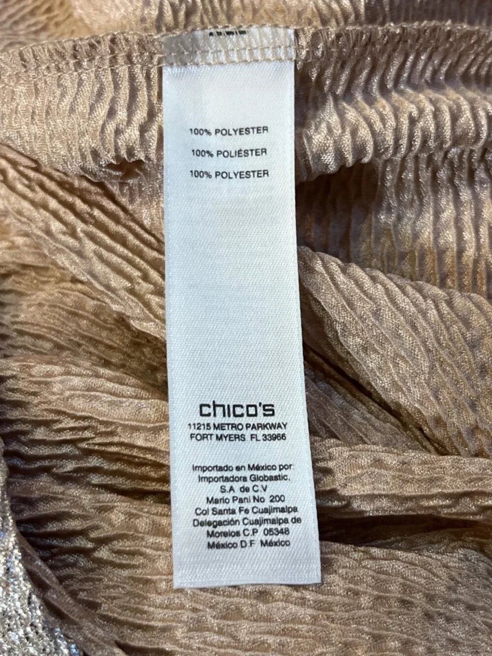 NEW Chicos Sierra Shimmer Tee Champagne Metallic Womens 1 M - Picture 8 of 15